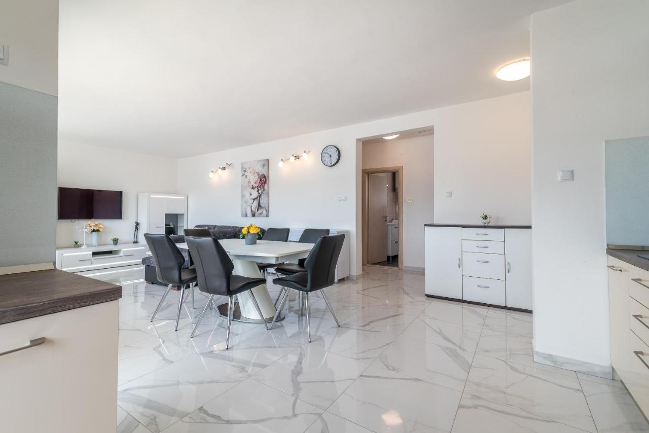 Apartment M&A Trogir Eksteriør billede